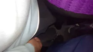 الحبيب ذو الشعر الطويل ليكسي لونا مشدود على الأريكة احلى فيلم سكسي