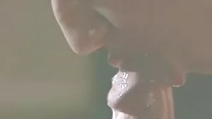 نموذج خشب الأبنوس الحسية مع كبير الثدي Kiki احلى فيديو سكسي Minaj مشدود من قبل ديك كبيرة