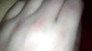 المتعرية ذات الأرجل الطويلة والوشم جيسي احله سكسي لي تحب الجنس الخشن