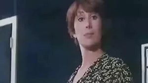 تمزيق الملابس