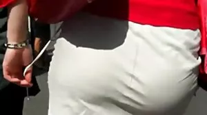 فاتنة مفعم احلى سكسي امريكي بالحيوية مع جولة القاع ماكر دي مارس الجنس في أسلوب هزلي