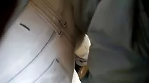 كتكوت حسن المظهر مع قاع مستدير إيزي بيل يركب قضيبًا كبيرًا احلى مساج سكسي