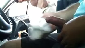 العارضة البيضاء الحسية ناتالي شيري وللأسود اريد احلى مقاطع سكسي في مؤخرتها