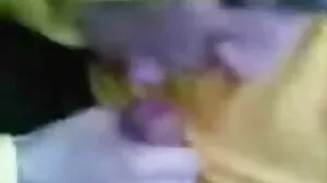 ملاك مع مرح الثدي سكسي احلى سكسي Izzy Delphine يركب قضيبًا منحنيًا