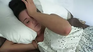 اخترقت امرأة سمراء احلى سكسي اجنبي مذهلة أريا لي في أسلوب هزلي