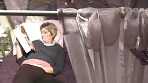 مدمن الجنس سمراء احلى سكسي اجنبي رومي رين مارس الجنس تقريبا في الحمام