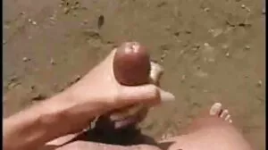 تتمتع كتكوت صغير احلى سكسي جديد الحلمه Ariela بالجنس الساخن لدرجة أنه ينقط كثيرًا